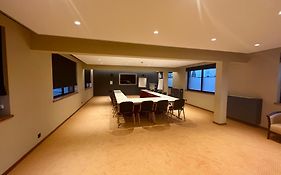 Bedford Hotel & Congress Centre